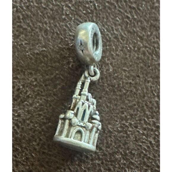 Pandora Disney World Cinderella Castle dangle charm silver .925 - Picture 2 of 5